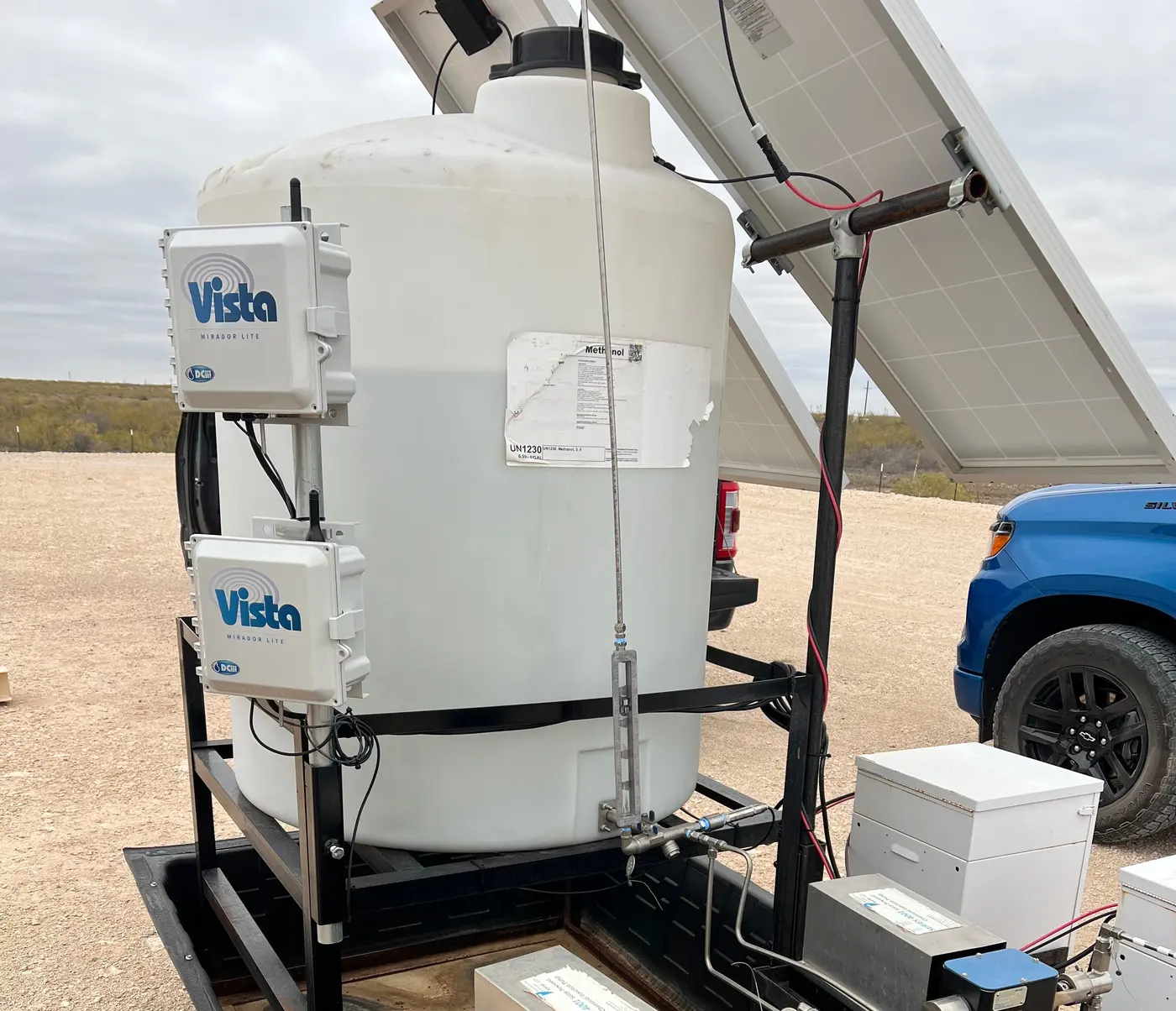 Vista Mirador Lite controllers installed on a methanol tank with solar power